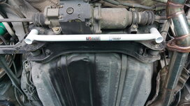 Domstrebe hinten unten 2 Punkte Wei&szlig; Stahl Honda Prelude Ultra Racing