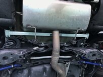 Barre de renfort arri&egrave;re 2 points en acier blanc Honda Civic Ultra Racing