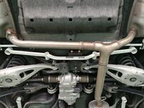 Rear Strut Brace 4 Points White Steel Honda CR-V Ultra Racing