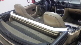 Rear Strut Brace C-Pillar White Steel Mazda MX-5 Ultra Racing