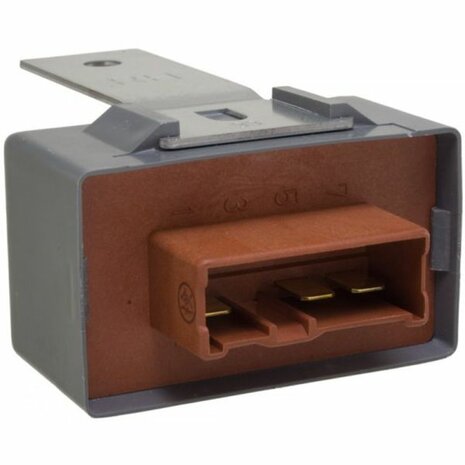 Fuel pump relay / main relay WVE