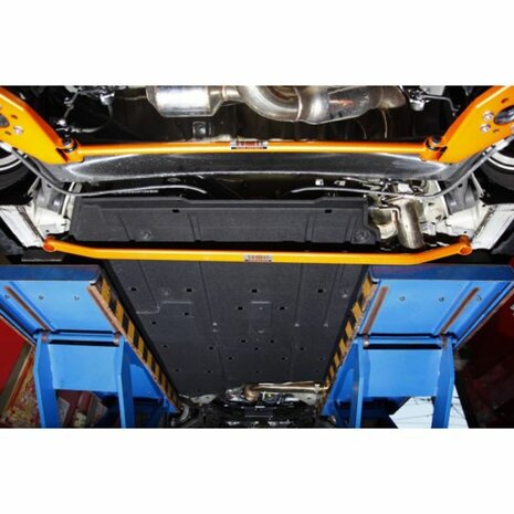 Pont de support en bas au centre Summit Honda