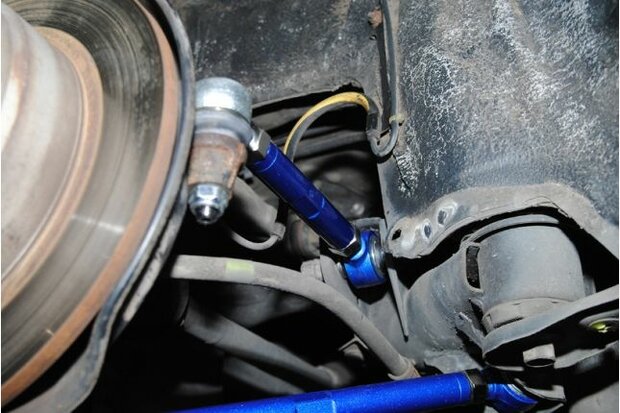 Querlenker hinten LEXUS IS300/GS300/JZX110 Hardrace