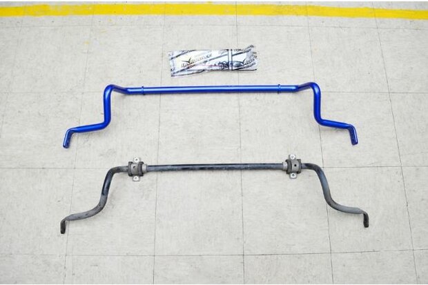Stabilisator vorne MITSUBISHI LANCER FORTIS/OUTLANDER 05-12 Hardrace