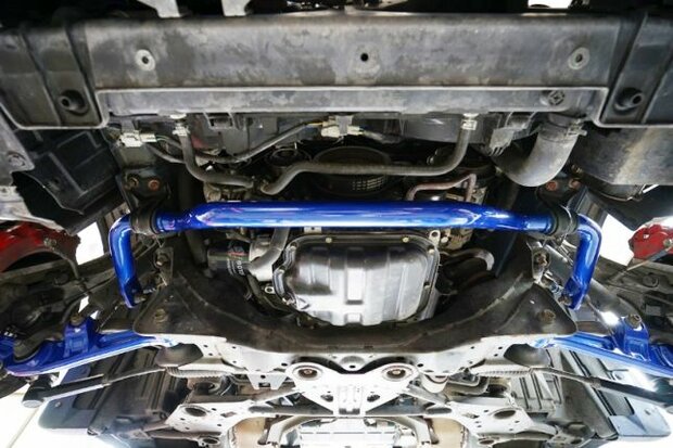 Stabilisator vorne NISSAN 350Z3 MIT TPV Hardrace