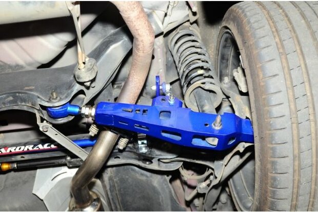 bras de suspension arri&egrave;re inf&eacute;rieurs MITSUBISHI LANCER 01/LANCER FORTIS/GALANT Hardrace