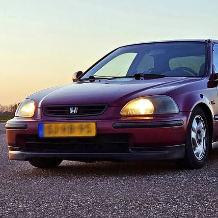 Headlights JDM style (manual) TYC