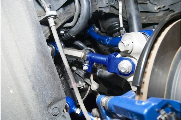 Bras de suspension avant/arri&egrave;re sup&eacute;rieur (bagues) LEXUS GS350 13- GRL10 IS300H 13- GSE3 Hardrace