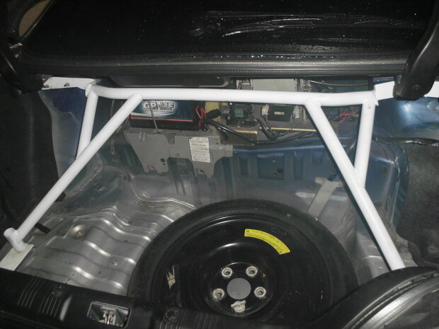 Achter Veerpootbrug 4 Points Wit Staal Nissan Skyline Ultra Racing
