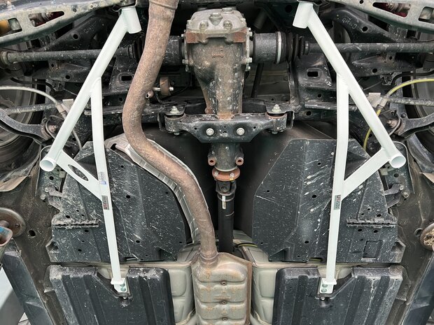 Side Bars 3 Points Wit Staal Subaru Impreza Ultra Racing