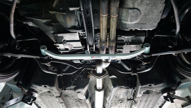 Domstrebe vorne unten Stahl wei&szlig; Honda Prelude Ultra Racing