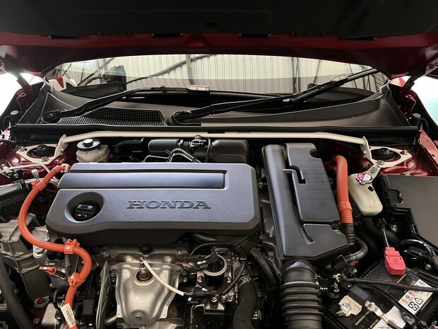 Vorne Domstrebe Wei&szlig; Stahl Honda Civic Ultra Racing