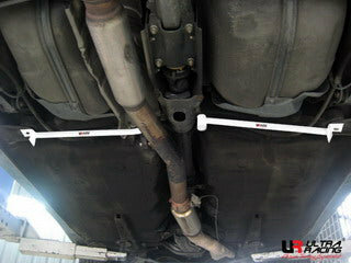 Achter Side Bars 2 Points Wit Staal Subaru Impreza Ultra Racing