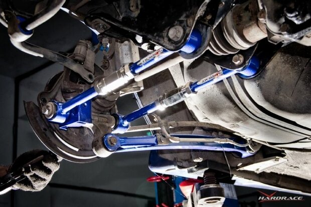 barre lat&eacute;rale r&eacute;glable arri&egrave;re Hardrace Subaru Impreza