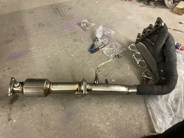 Catalyseur de course haut d&eacute;bit 200 cellules inox JDM &Oslash;2.50 SRS Honda Civic CRX CRV Del Sol Integra