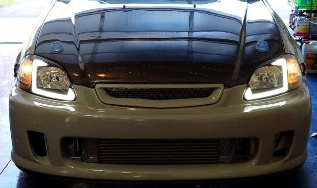 LED-Scheinwerfer &ndash; Schwarz/Bernstein FullRacing Honda Civic