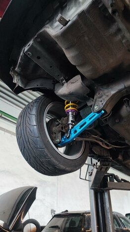 Querlenkerschraube hinten unten innen / au&szlig;en (10x80) Genuine Honda