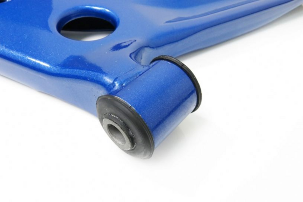 draagarmen onder voorzijde MITSUBISHI COLT Z21/23 02-13 Hardrace