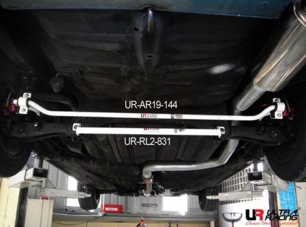 Domstrebe hinten unten Stahl Wei&szlig; Honda Civic CRX Ultra Racing