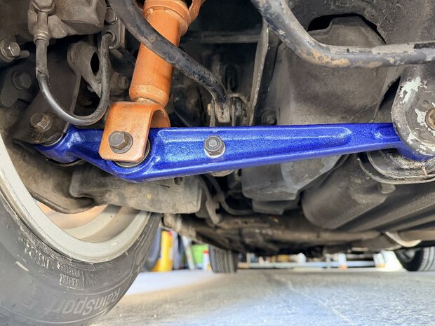 Hintere untere Querlenker &ndash; Blau &ndash; Buchsen aus geh&auml;rtetem Gummi Hardrace Honda